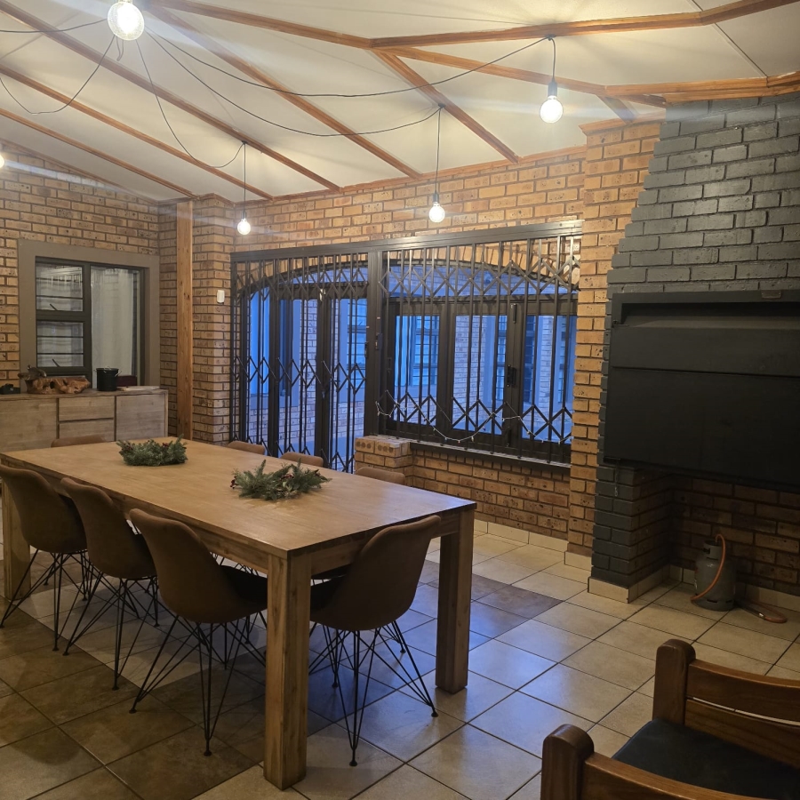 4 Bedroom Property for Sale in Kuruman Northern Cape